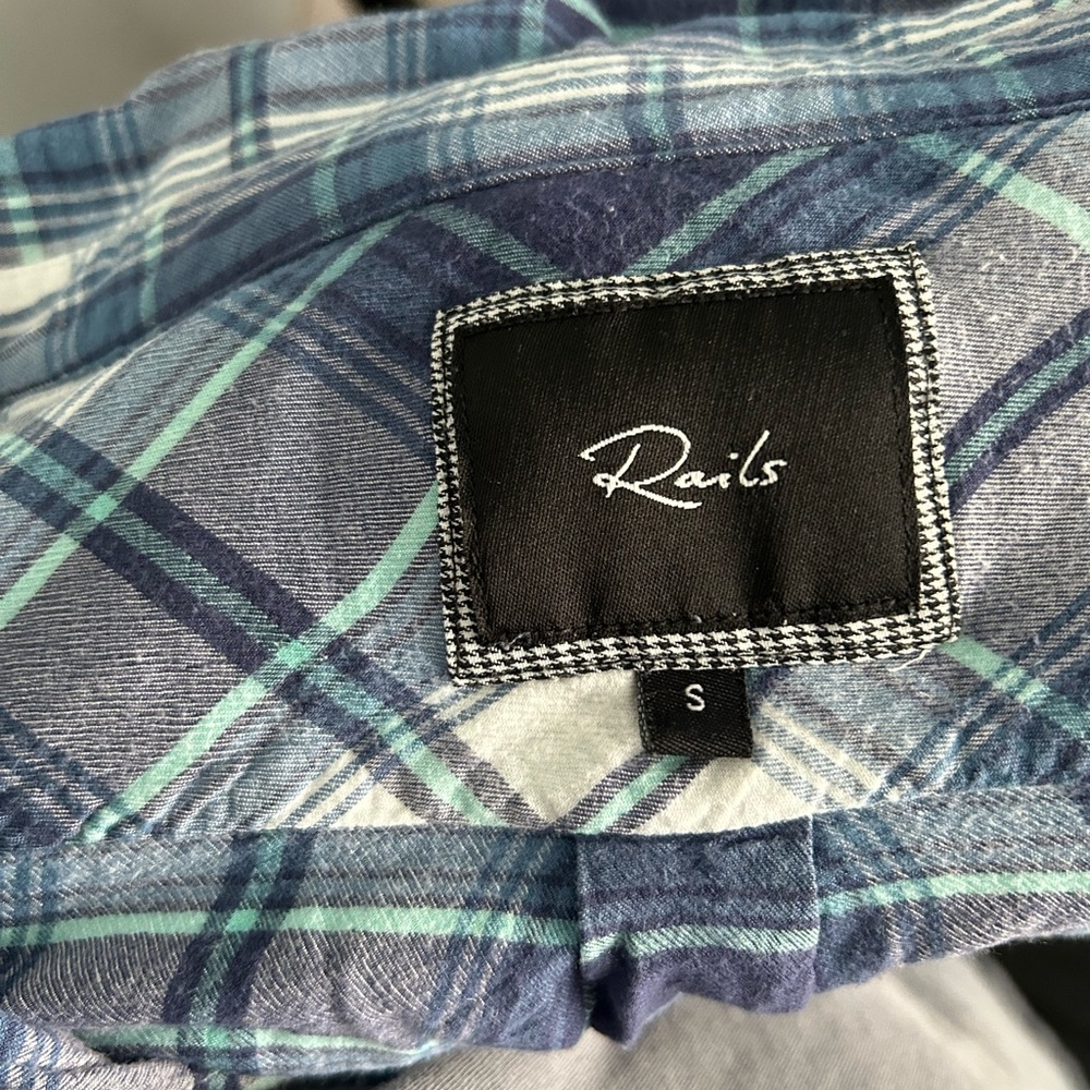 Rails Small Flannel/Button down - Picture 4 of 4